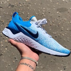 Nike Odyssey React